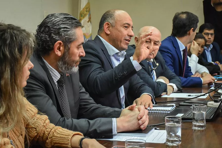 84038-se-presento-a-senadores-el-proyecto-primera-oportunidad-laboral-para-jovenes