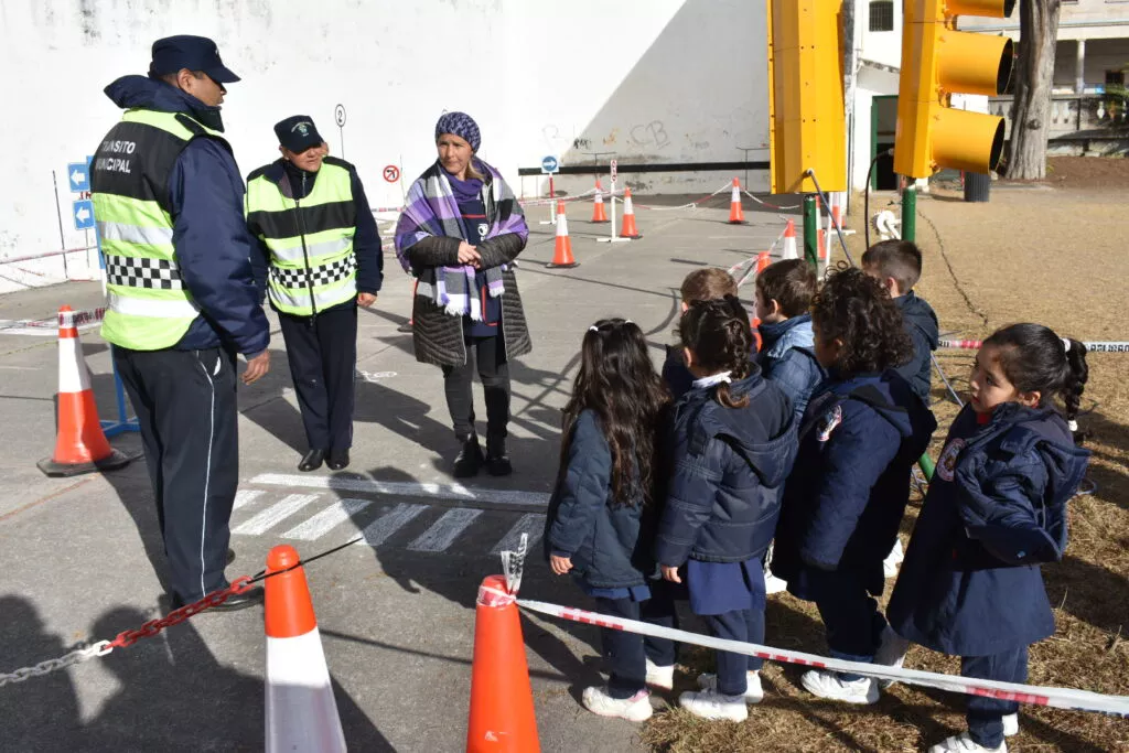 semana-del-peaton-colegio-belgrano-4-1024x683
