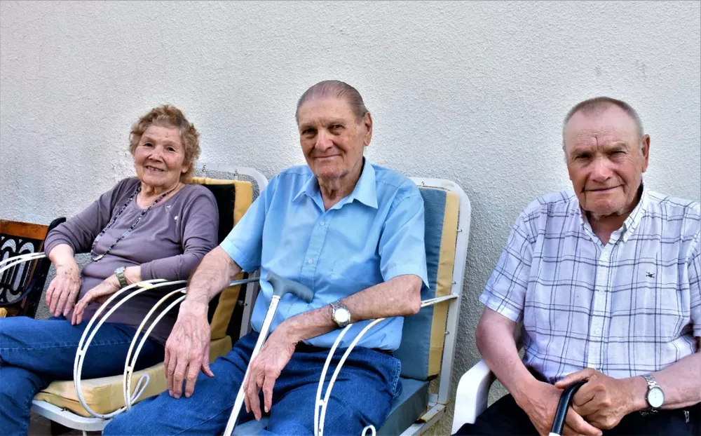 3S2NTB5HNJBURHAPSDVGVIY7IM