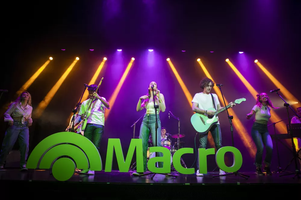 Evento Otro Mundo Macro-Prensa MACRO-014