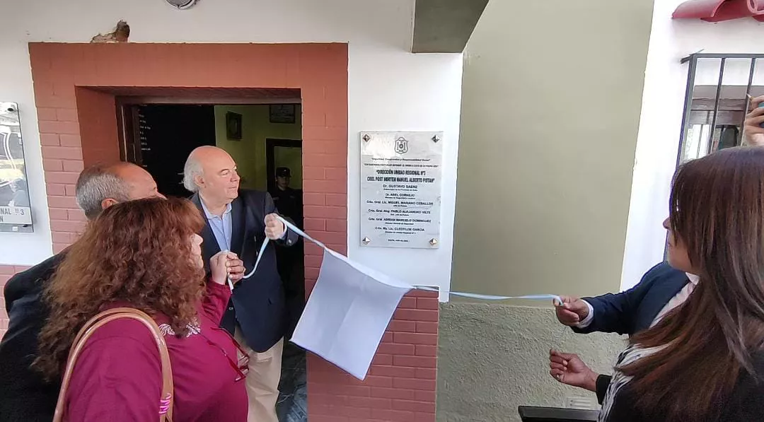 38adc14b-54ca-438c-8814-2702497c1b41