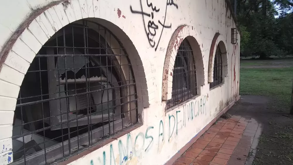 WhatsApp Image 2023-02-10 at 10.30.00