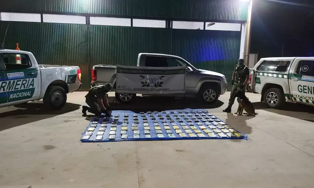 detectan_mas_de_112_kilos_de_cocaina_oculta_en_diferentes_sectores_de_una_camioneta_3