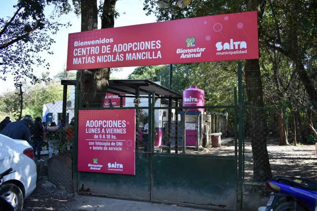 ctro-de-adopciones-fachada-1024x682
