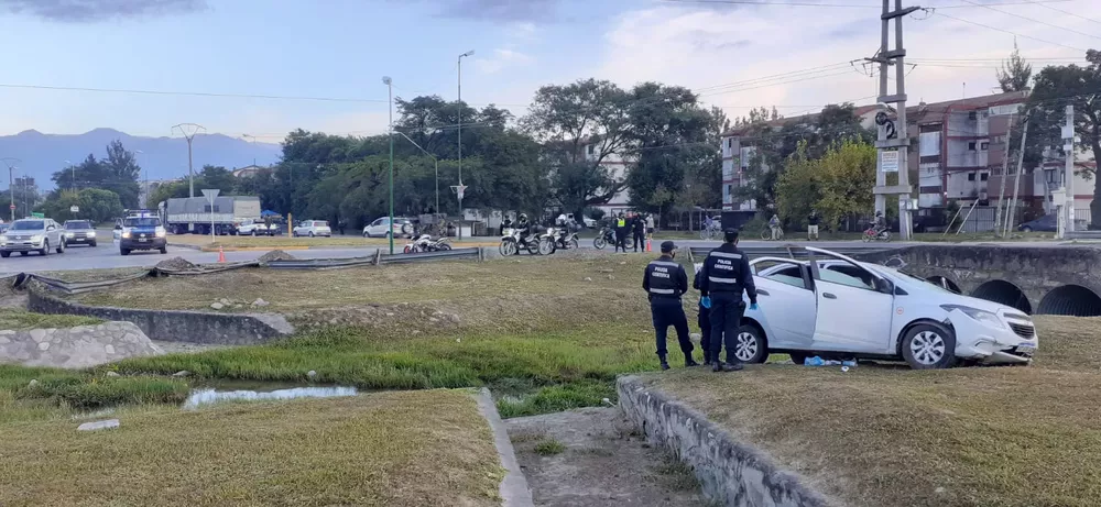 573d21f2-f74c-4fc2-9a17-a7381908d948