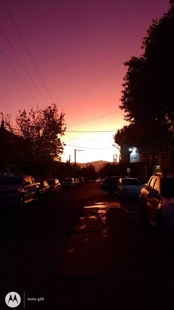 necochea y sarmiento amanecer
