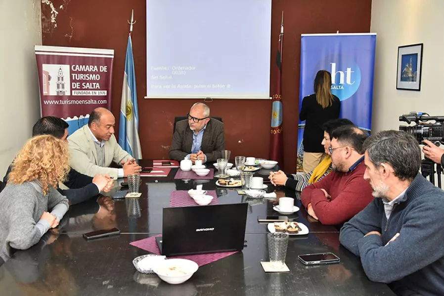 84561-nueva-linea-de-credito-para-empresas-del-sector-turistico-para-la-reactivacion-economica