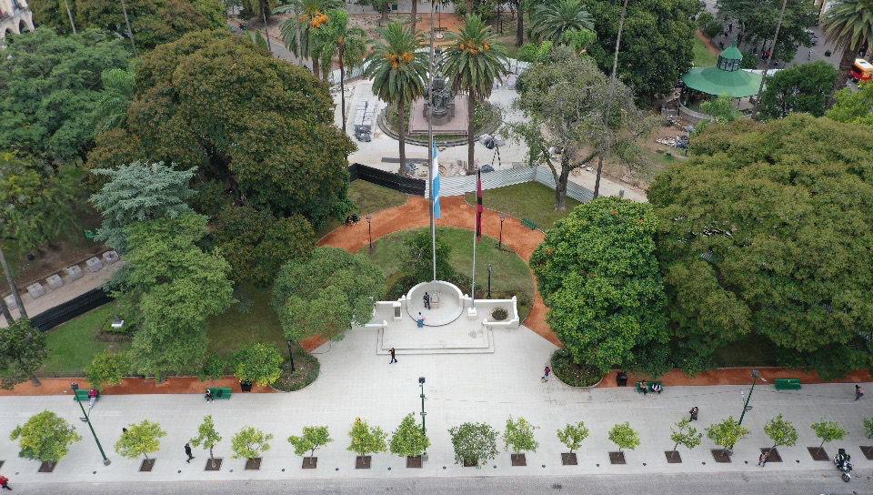 Qued Habilitada La Primera Etapa De La Plaza De Julio