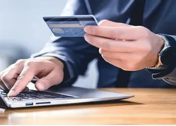 multimedia.miniatura.8d65debabf354cf3.6573746166612d636f6e2d7461726a6574615f6d696e6961747572612e6a7067