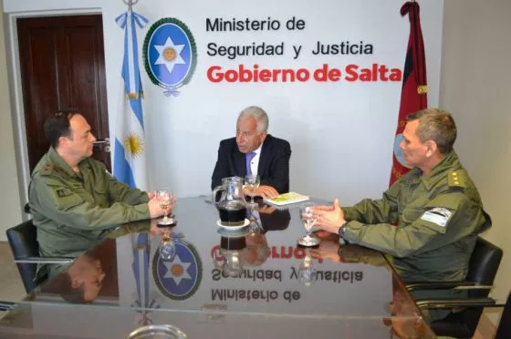 87968-provincia-y-nacion-refuerzan-los-controles-en-la-frontera-norte