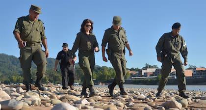 patricia-bullrich-de-patrulla-con-la-gendarmeria-CSNJFDL7XBBK3AFGNYRMT7ESBM