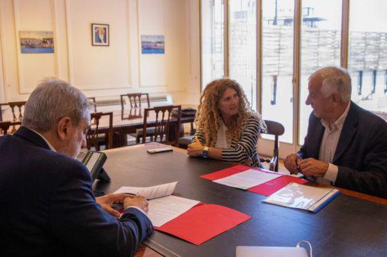 92976-nacion-entrego-a-salta-equipamientos-para-aplicar-el-programa-ciudades-seguras-en-oran