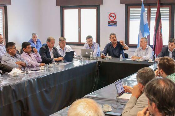 88519-ante-senadores-el-ministro-mangione-presento-el-plan-federal-de-salud-del-gobierno-provincial