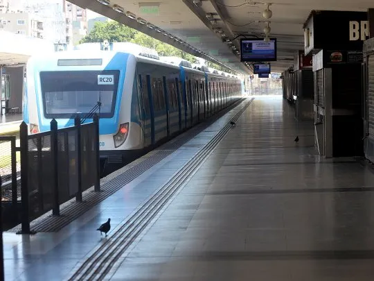 coronavirus-transporte-publico-trenes-once