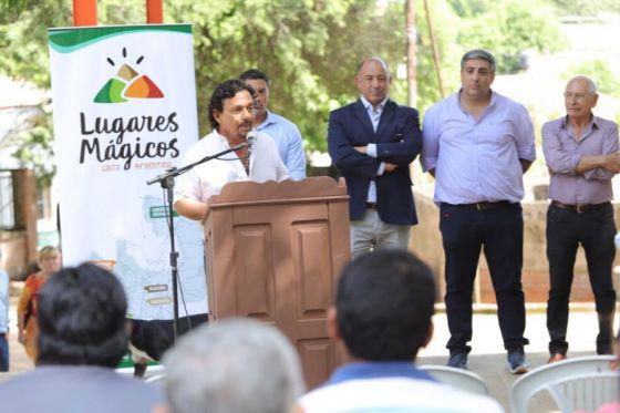 88486-lugares-magicos-saenz-inauguro-una-historica-obra-turistica-en-campamento-vespucio
