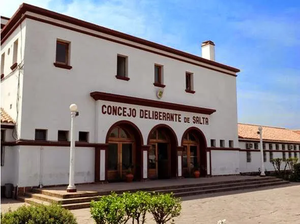 multimedia.miniatura.885050bfff85c0b5.Y29uY2VqbyBkZWxpYmVyYW50ZV9taW5pYXR1cmEud2VicA==