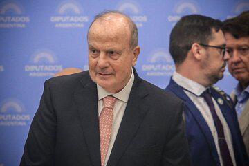 810778-guillermo-20ferraro