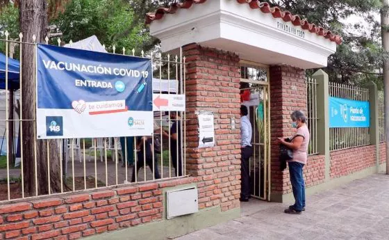85865-dejaran-de-testear-para-covid-19-en-el-centro-de-la-calle-rivadavia