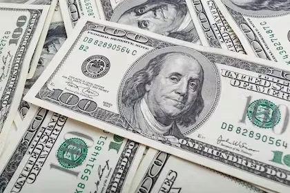 la-cotizacion-del-dolar-oficial-y-el-blue-este-LFKLDTX2ERDPXINOXQIY2DDNQY