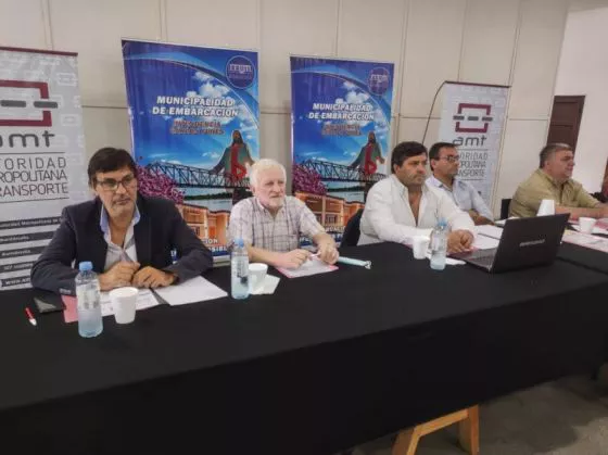 81348-en-embarcacion-la-amt-presento-el-nuevo-sistema-de-transporte-de-pasajeros-para-la-region-norte