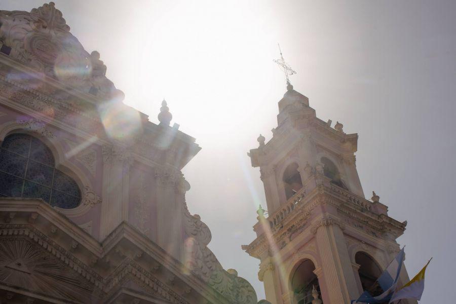 4620-turismo-durante-el-milagro-en-salta