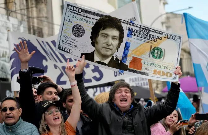 noticia 2 dolares orejas