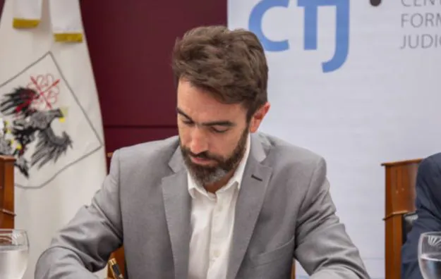 noti 4 nuevoss funcionarios