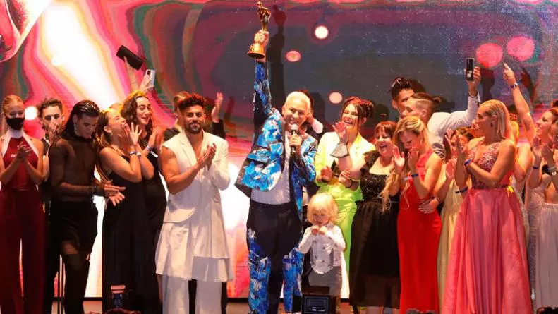 stravaganza-oro-premios-carlos-2022
