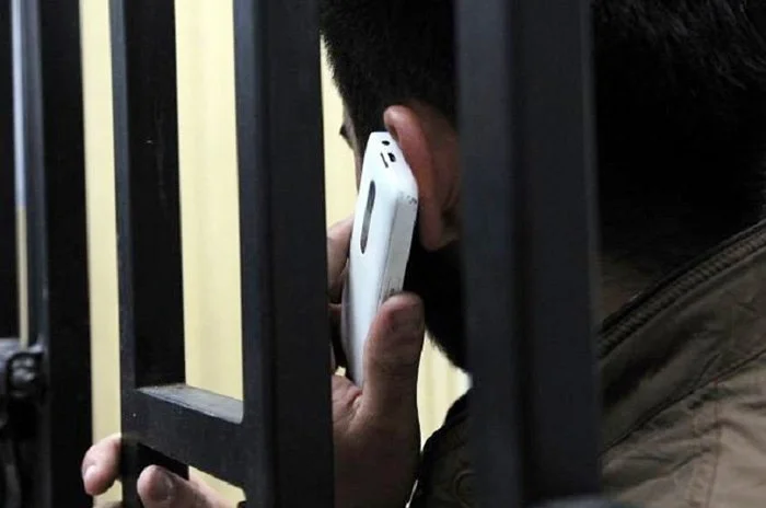 impulsan_la_prohibicion_de_celulares_en_carceles_y_203164_img0_optimized