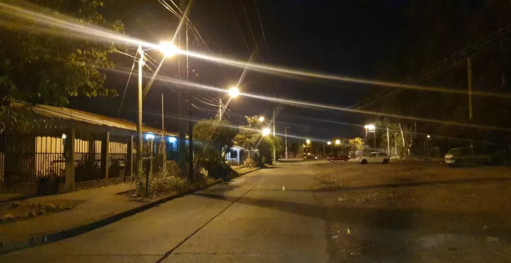 luminarias-calle-j-perez-unsa-4