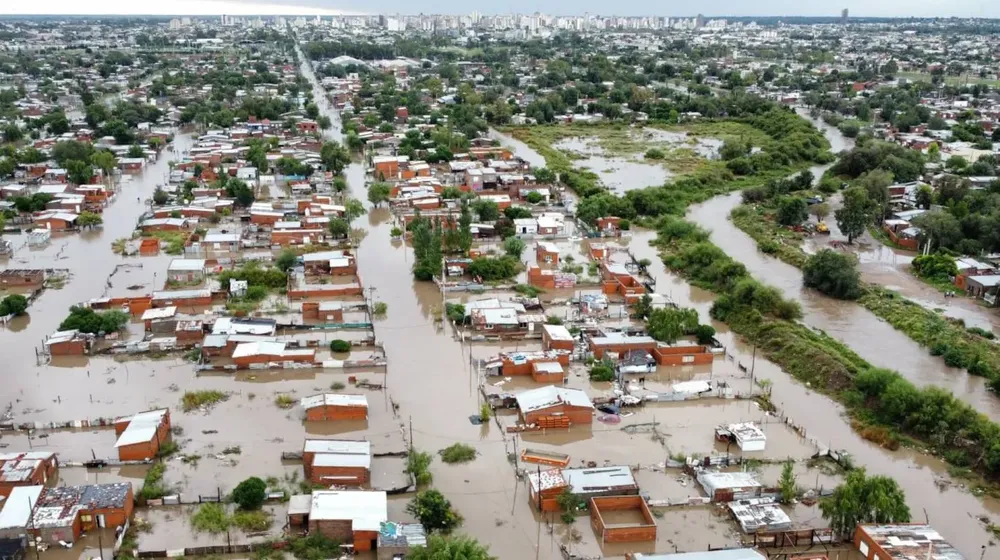 foto-aerea-de-las-calles-inundadas-en-bahia-blanca-por-las-fuertes-lluvias-foto-efe-pablo-presti-IU5SEKYHXJEOHILNOQWHI7EQQE