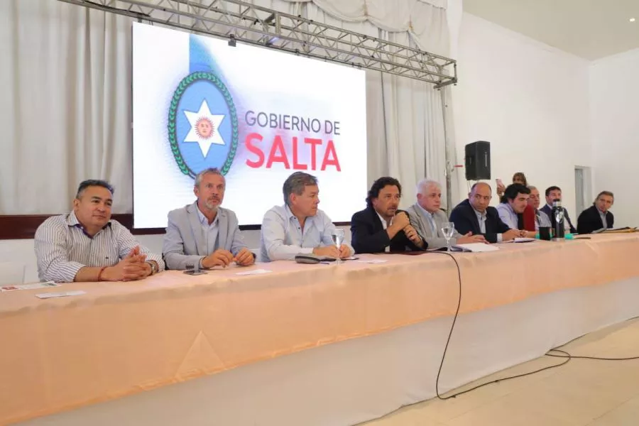4870-incrementamos-en-mas-del-235-el-presupuesto-inicial-2022-de-obras-publicas-para-el-departamento-oran