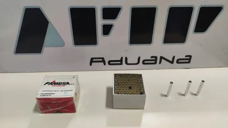 aduana-explosivos-1jpeg