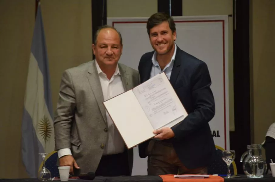 84579-matias-posadas-asumio-como-presidente-del-consejo-economico-social-de-salta