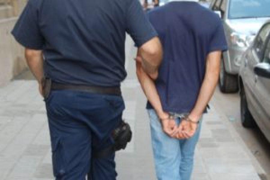 23195-detienen-a-un-hombre-que-hirio-a-personal-policial-en-un-operativo