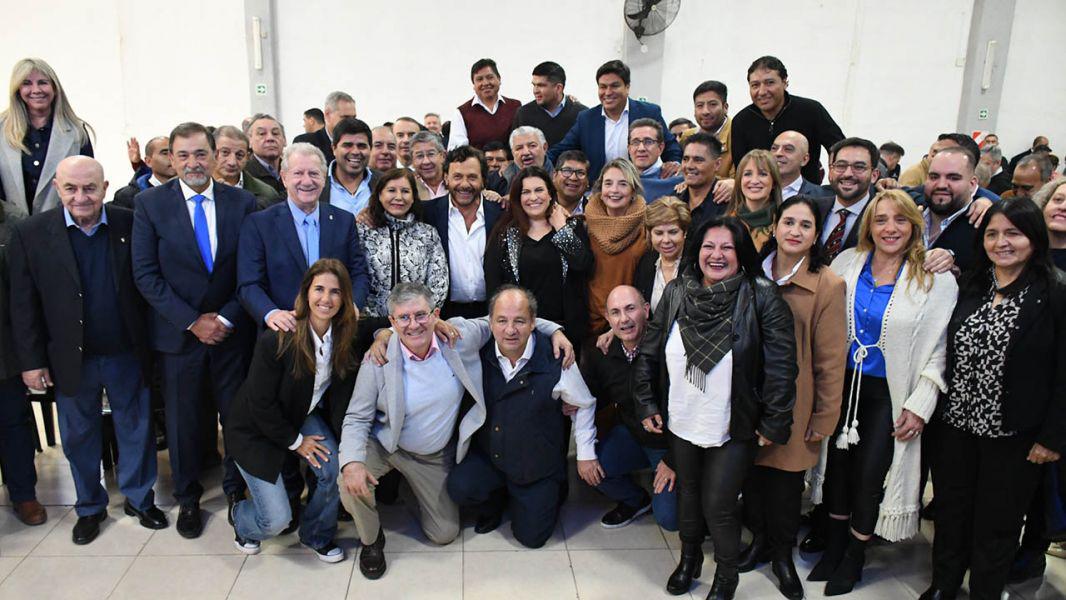 96086-saenz-con-legisladores-provinciales-el-pacto-de-guemes-es-una-convocatoria-amplia-y-plural-a-todos-los-saltenios