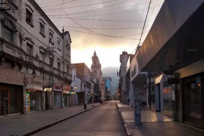 88569-se-viene-un-fin-de-semana-fresco-y-sin-lluvias-en-salta-696x464