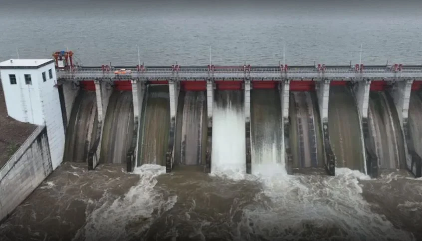 nooti 6 coompuertas dique