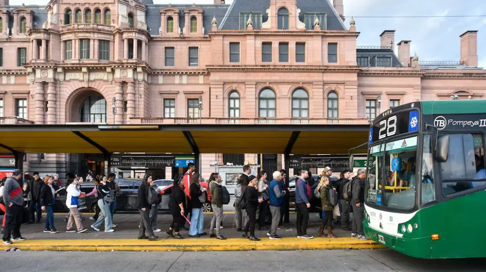 noticia 1 PARO DE COLECTIVOS