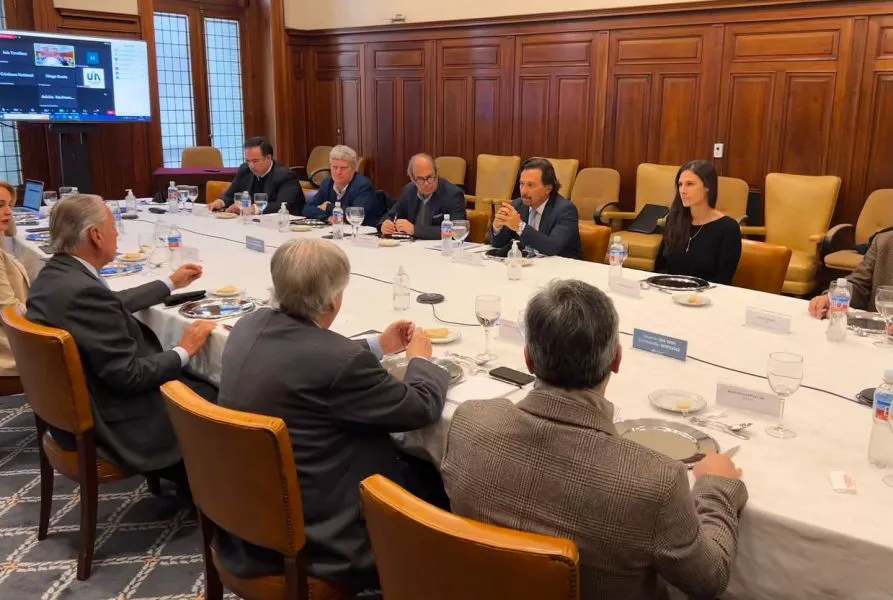 83276-con-la-union-industrial-argentina-el-gobernador-saenz-analizo-los-desafios-relevantes-del-sector