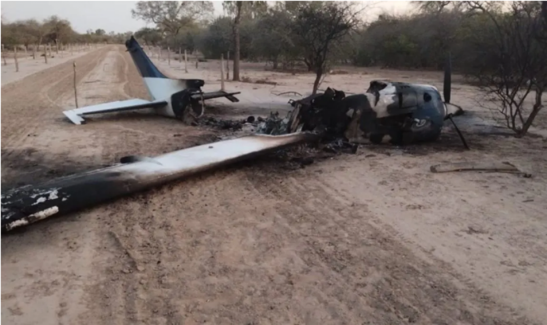 108989-investigan-el-hallazgo-de-una-avioneta-narco-incenciada-en-santa-victoria-este