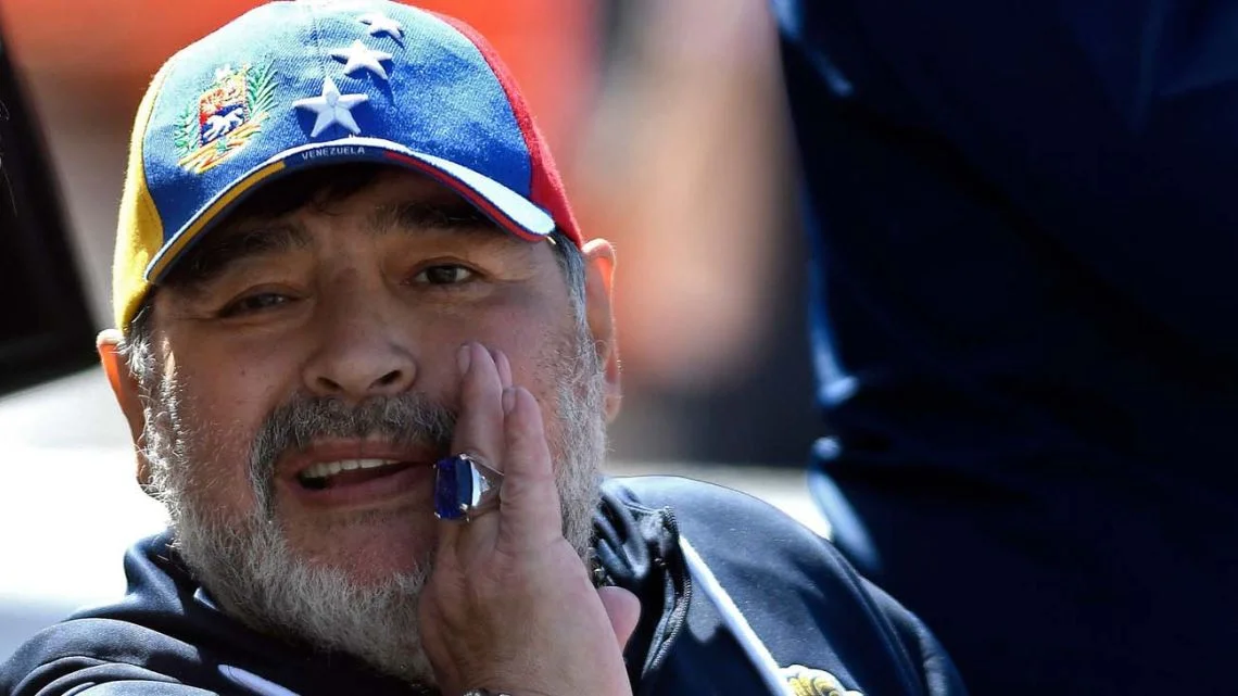 Caso-Maradona-hoy-declaran-el-psicologo-Carlos-Diaz-y-dos