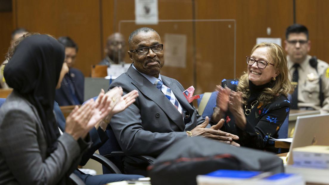 6405818f59bf5b4c1513bee7