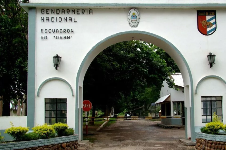 398763-escuadr-c3-b3n-2020-200r-c3-a1n