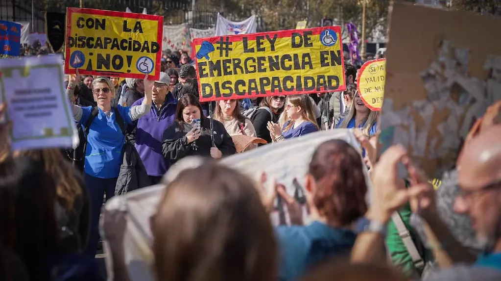 el-gobierno-promulgo-la-ley-de-emergencia-en-discapacidad-pero-suspendio-su-aplicacion-por-falta-de-fondos-foto-nicolas-gonzales-tn-QUT4QWTSQ5EQFEXNA6JD44QUHI