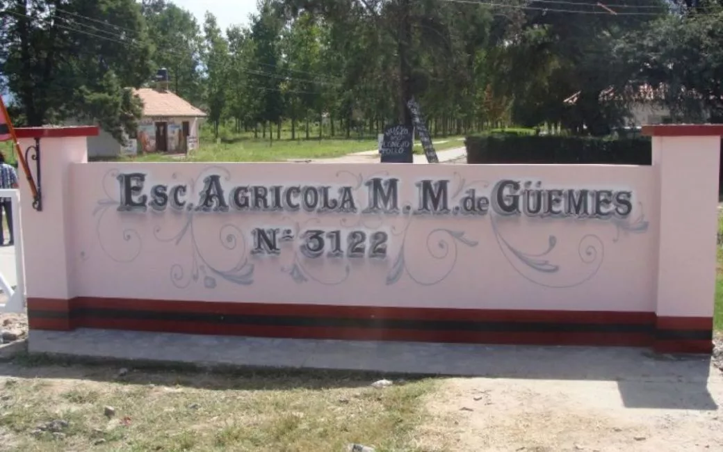 55191-la-escuela-agricola