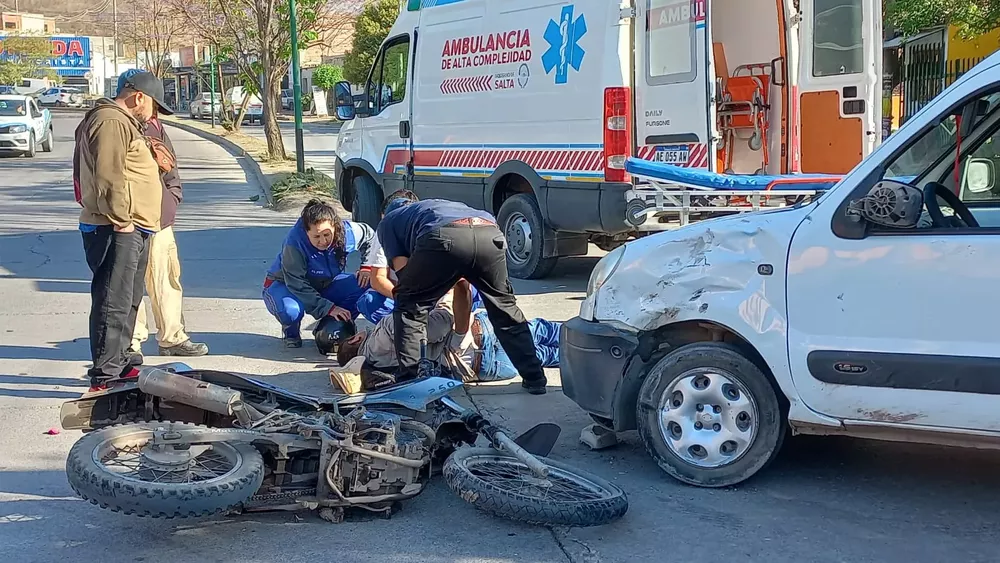 21-10 Moto siniestrada