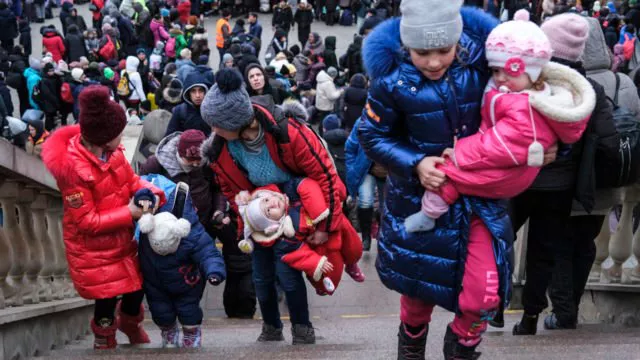 REFUGIADOS-UCRANIA-1-e1646667357245-640x360