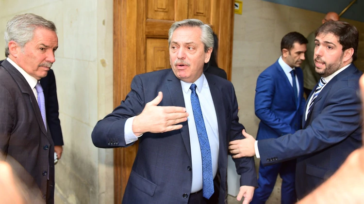 03-09 Alberto Fernandez en Madrid