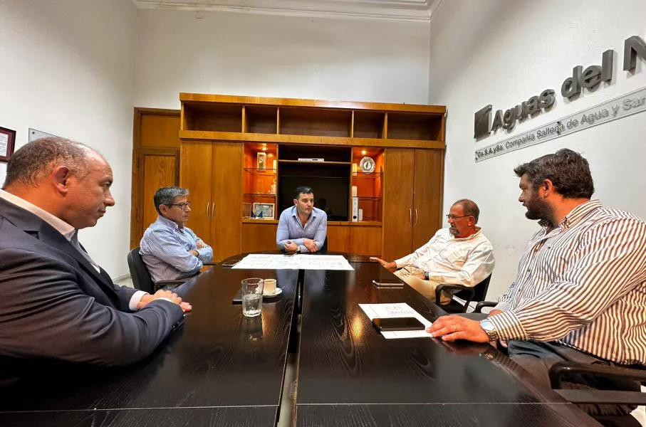 5327-ignacio-jarsun-encabezo-su-primera-reunion-de-directorio-en-aguas-del-norte